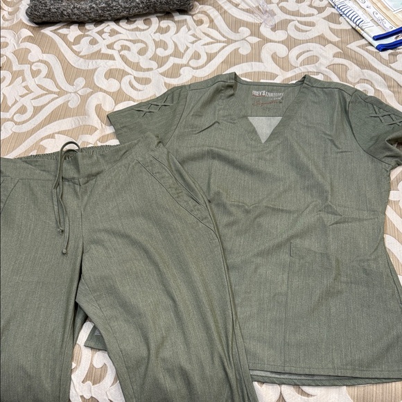 Grey's Anatomy Other - Grey's Anatomy Sage Green Scrub Top and pants
